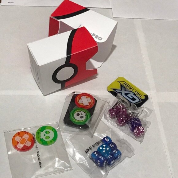 Pokemon Lot 250 Cards VMax Holographic Custom Elite Trainer Box Read Description - Picture 9 of 11